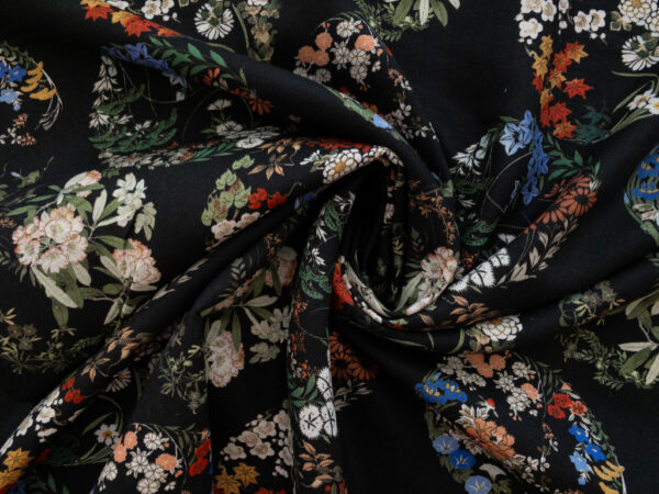 Lady McElroy - Chloe Linen/Viscose - Circle of the Ornamental Flowers