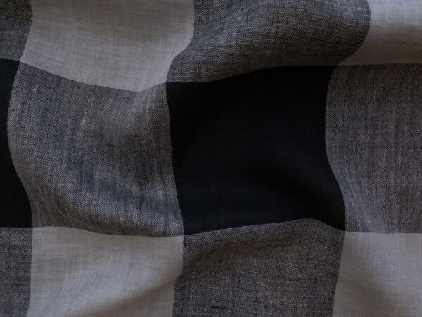 British Designer Deadstock - Yarn Dyed Linen - Oversized Check - Grey/Black