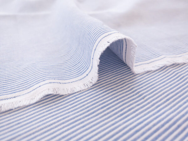 British Designer Deadstock – Cotton Stretch Oxford Pinstripe - Blue/White