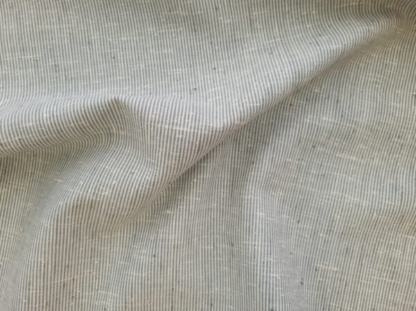 British Designer Deadstock – Yarn Dyed Slub Linen – Grey/White Pinstripe