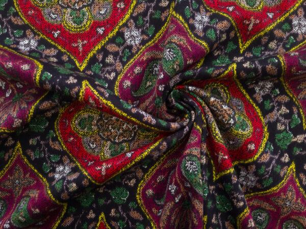 Lady McElroy – Viscose Twill – Persian Motif