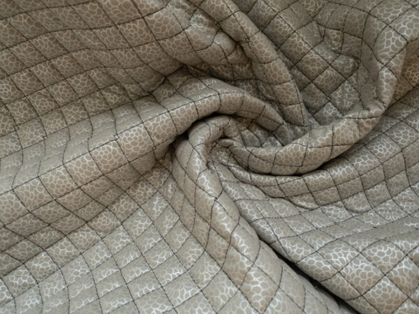 Designer Deadstock - Quilted Cotton/Polyester - Silver