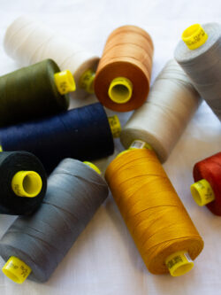 Coats & Clark Transparent Polyester Thread - Clear or Smoke - Stonemountain  & Daughter Fabrics