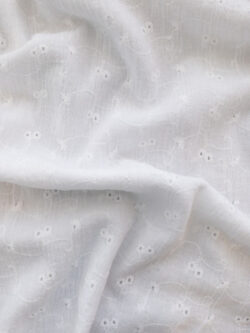 White Wrinkled Cotton Gauze, Double Gauze, White Gauze, Crinkle Gauze,  Yoryu Gauze 59 Wide by the Yard 95357 -  Canada