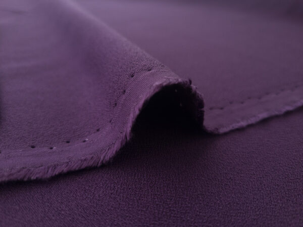 Mind the Maker – Viscose Crepe – Plum