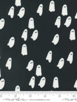 Quilting Cotton – Noir - Midnight Ghost - Wandering Ghost