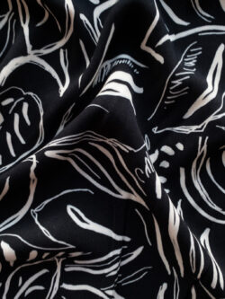 Viscose Twill – Leaves Doodle - Black