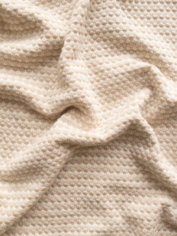 Amour Vert - Viscose/Organic Cotton Scallop Knit - Natural/Oat