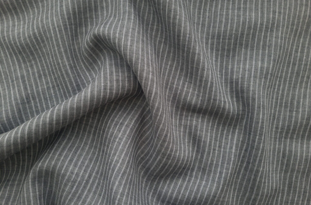 Designer Deadstock – Cotton Double Gauze – Pinstripe – Grey
