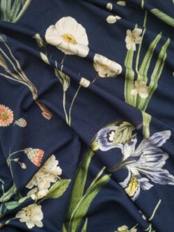 Amour Vert - Viscose/Spandex Jersey - Scattered Bouquet