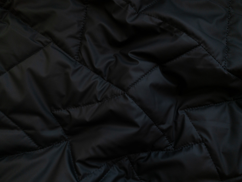 Triangular Polyester Stonemountain & Daughter Fabrics
