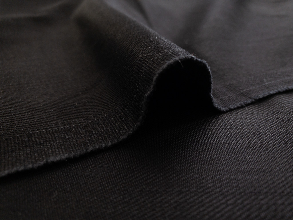 Celin Cap Black Cotton Twill Fabric 210450