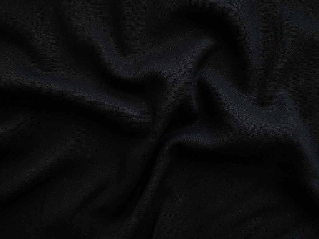 Designer Deadstock – Laundered Linen – Onyx