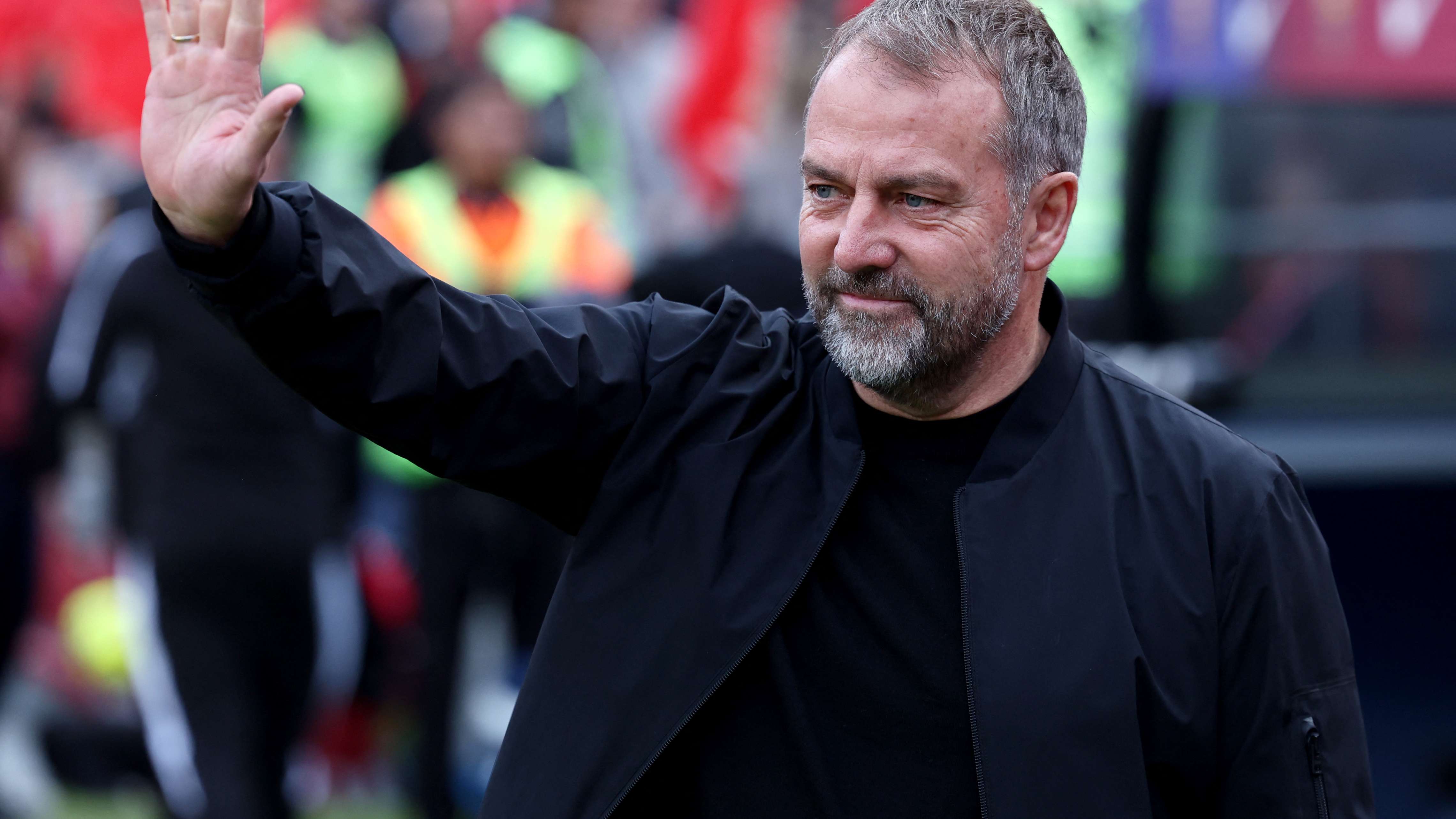 Barcelona vs Alavés 3-1 image with Rafinha and Pedri return