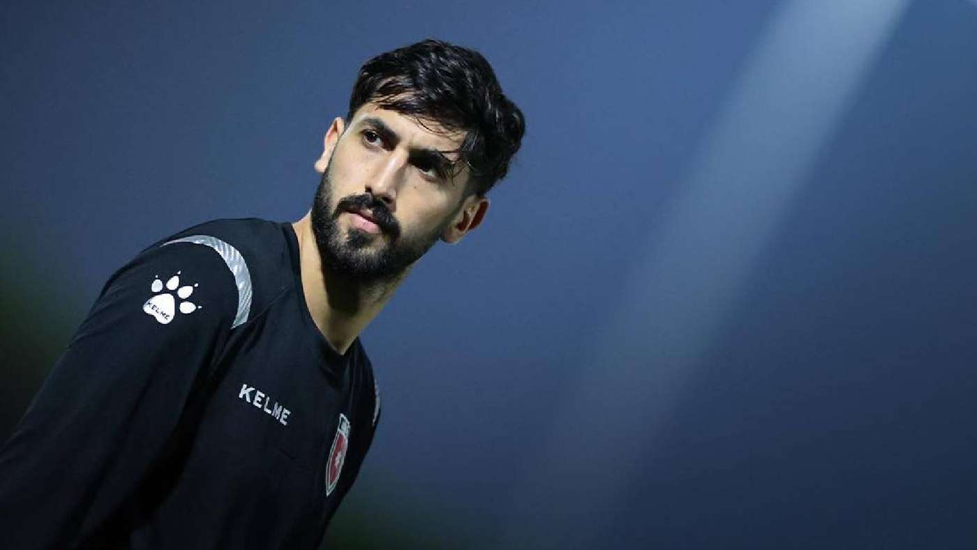 Yazen Al-Naamet quitte le match en pleurs lors du Jordanie – Irak en Coupe arabe 2025 à Doha