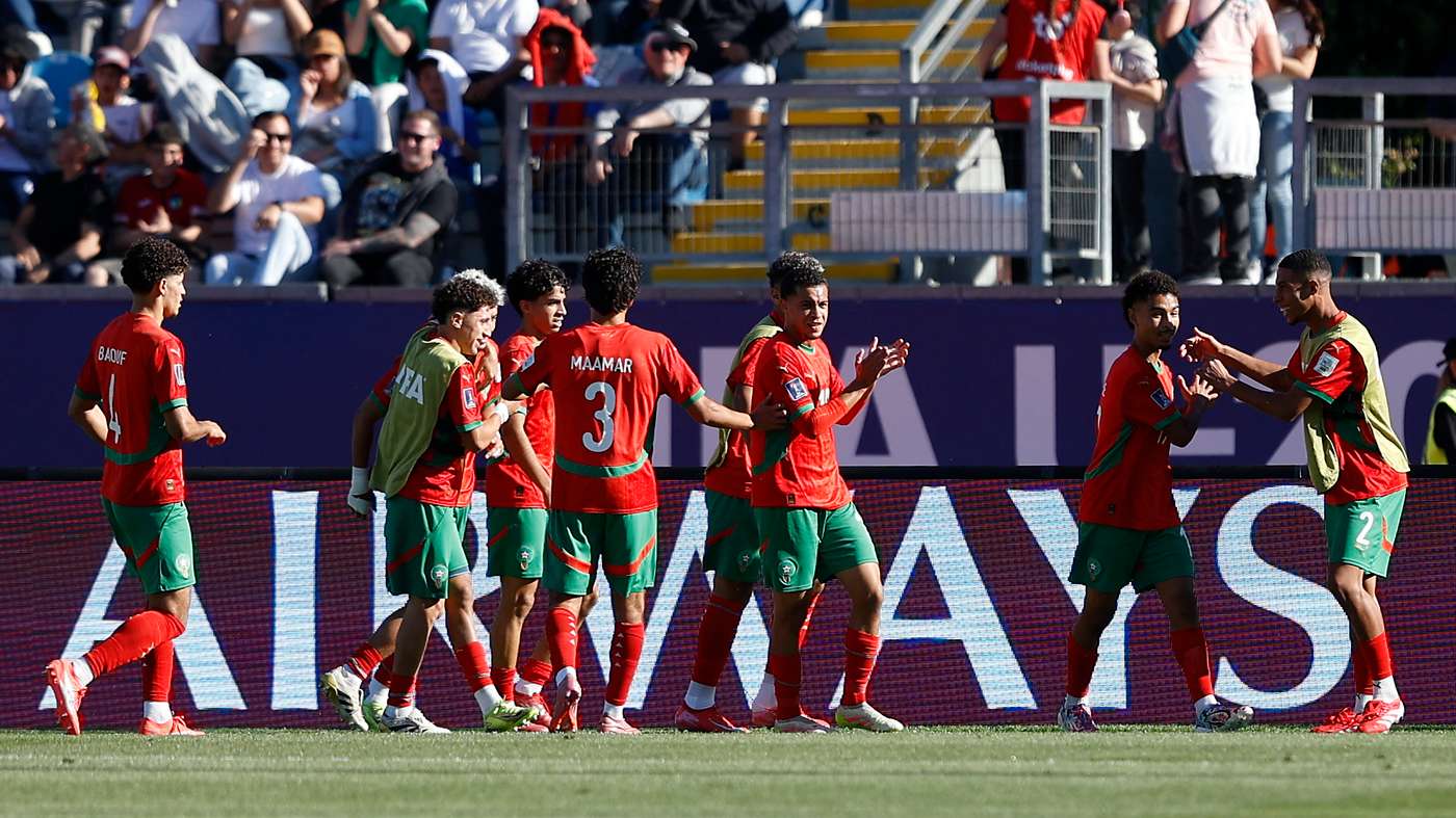 Marocco U20 contro Francia U20 nei Mondiali under-20, semifinale 2025, atmosfera juventile e vendetta sportiva.