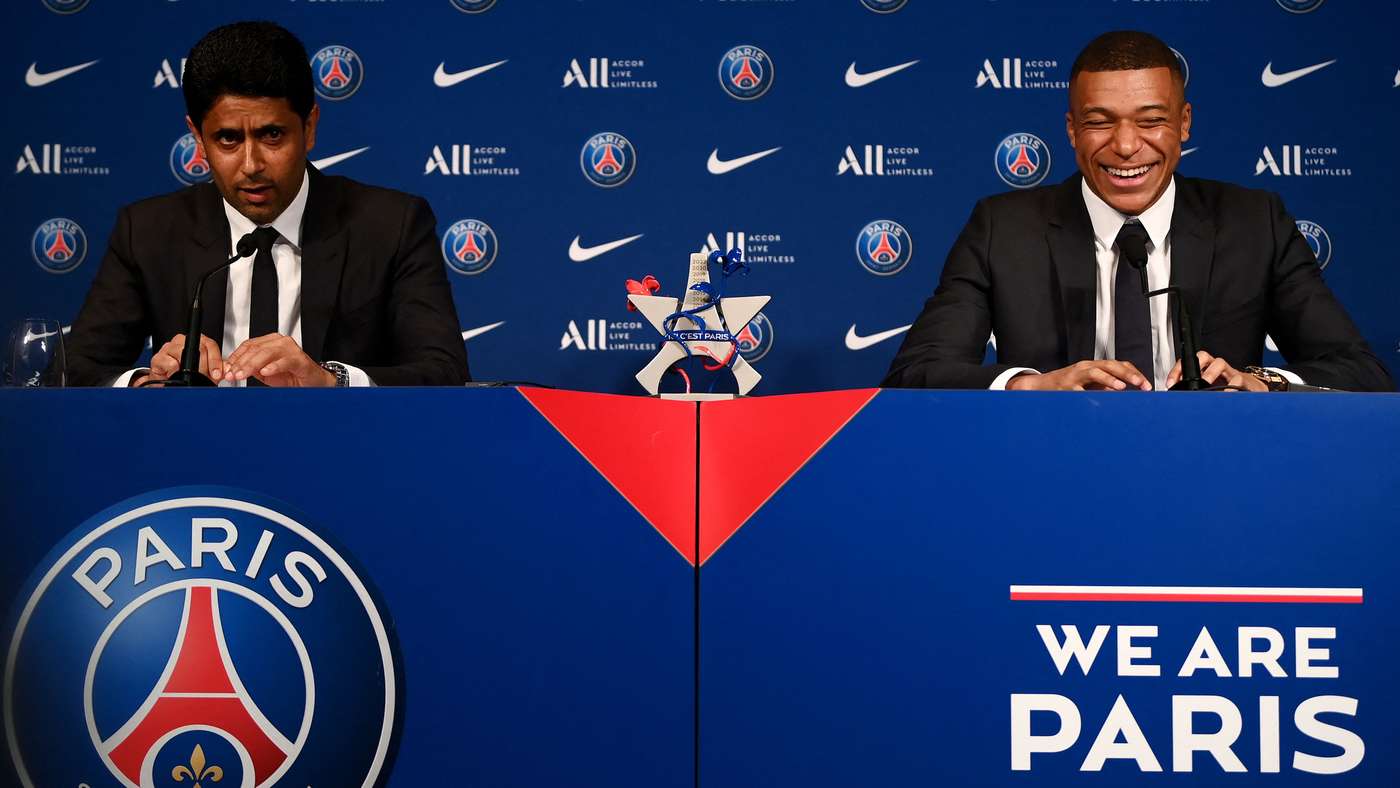 Mbappé e PSG in una battaglia legale da centinaia di milioni, tra futuro sportivo e controversie contrattuali in Francia.