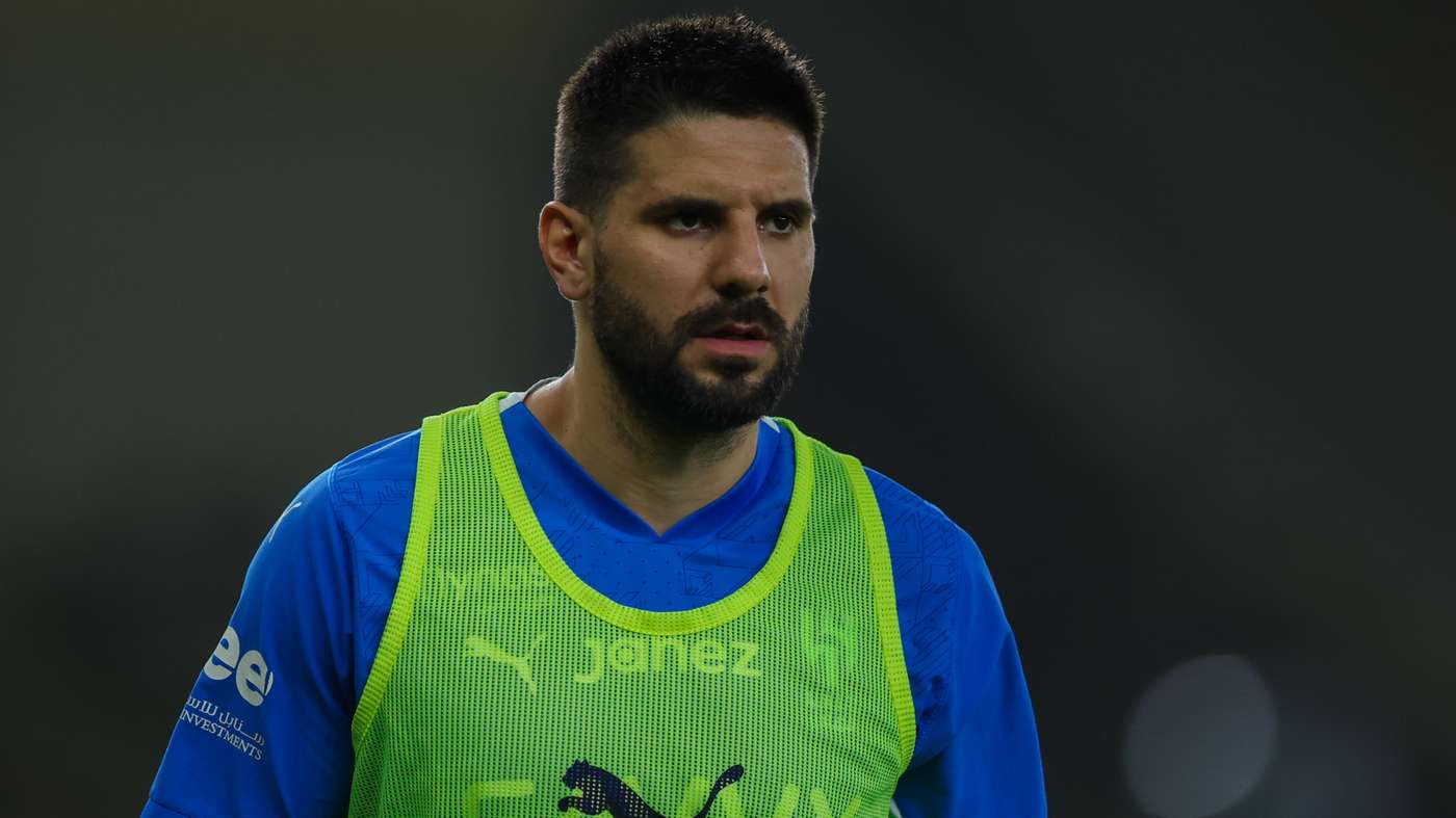 Mitrović attaccante serbo con Hilal e rumor di trasferimento all’Ahli