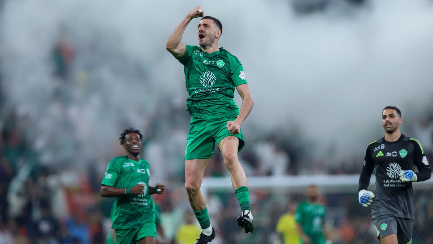 Merih Demiral scherza sull'imbattibilità del Nassr durante il match Al-Ahli-Nassr in Saudi Pro League