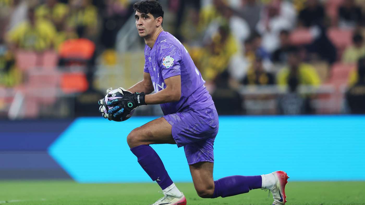 Ahmed Al-Kassar portiere Al-Hilal Qadsiah Saudi Pro League