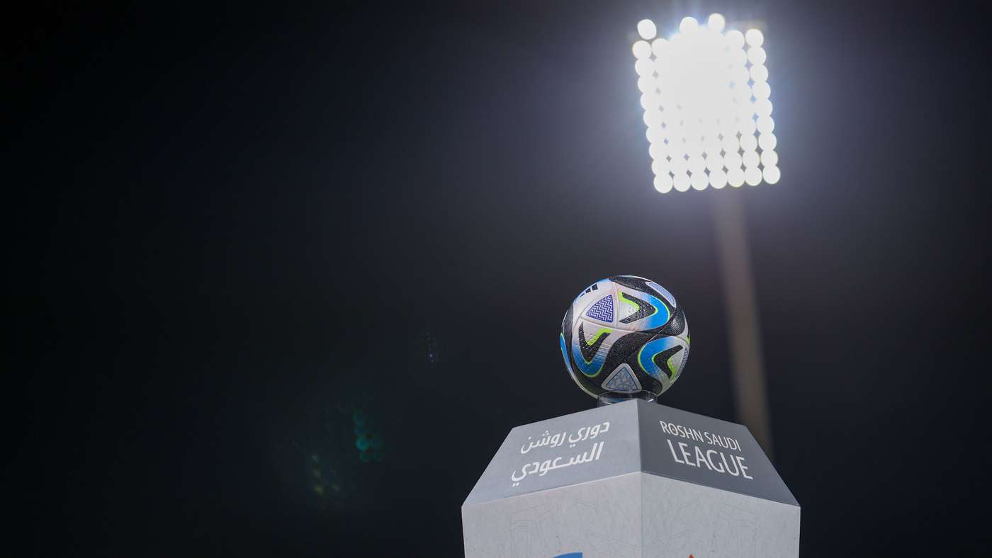Hazm contro Al-Qadsiah: controversia calendario Saudi Pro League 2026