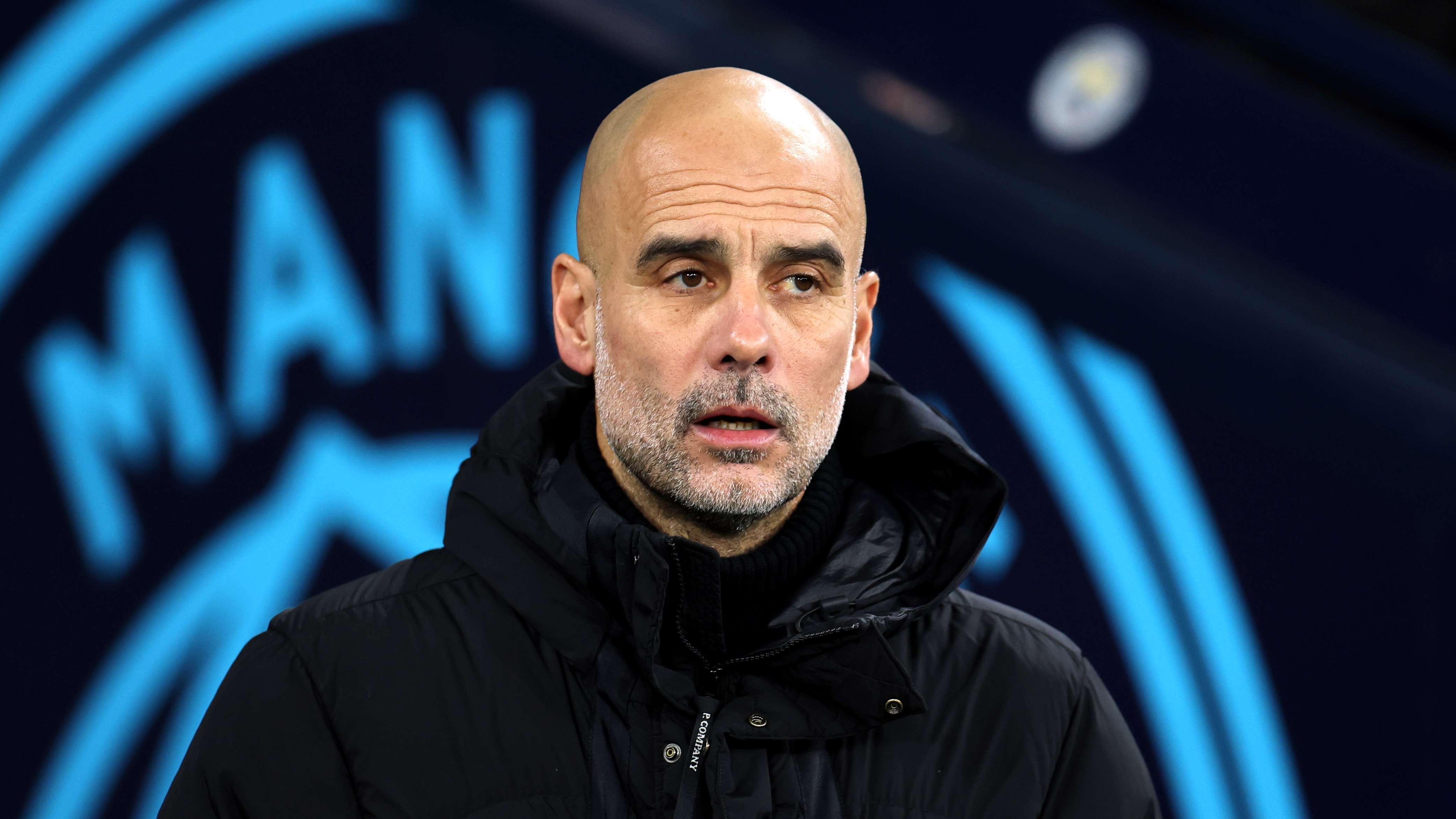 Derby di Manchester: tra pazienza e misteri tattici di Guardiola