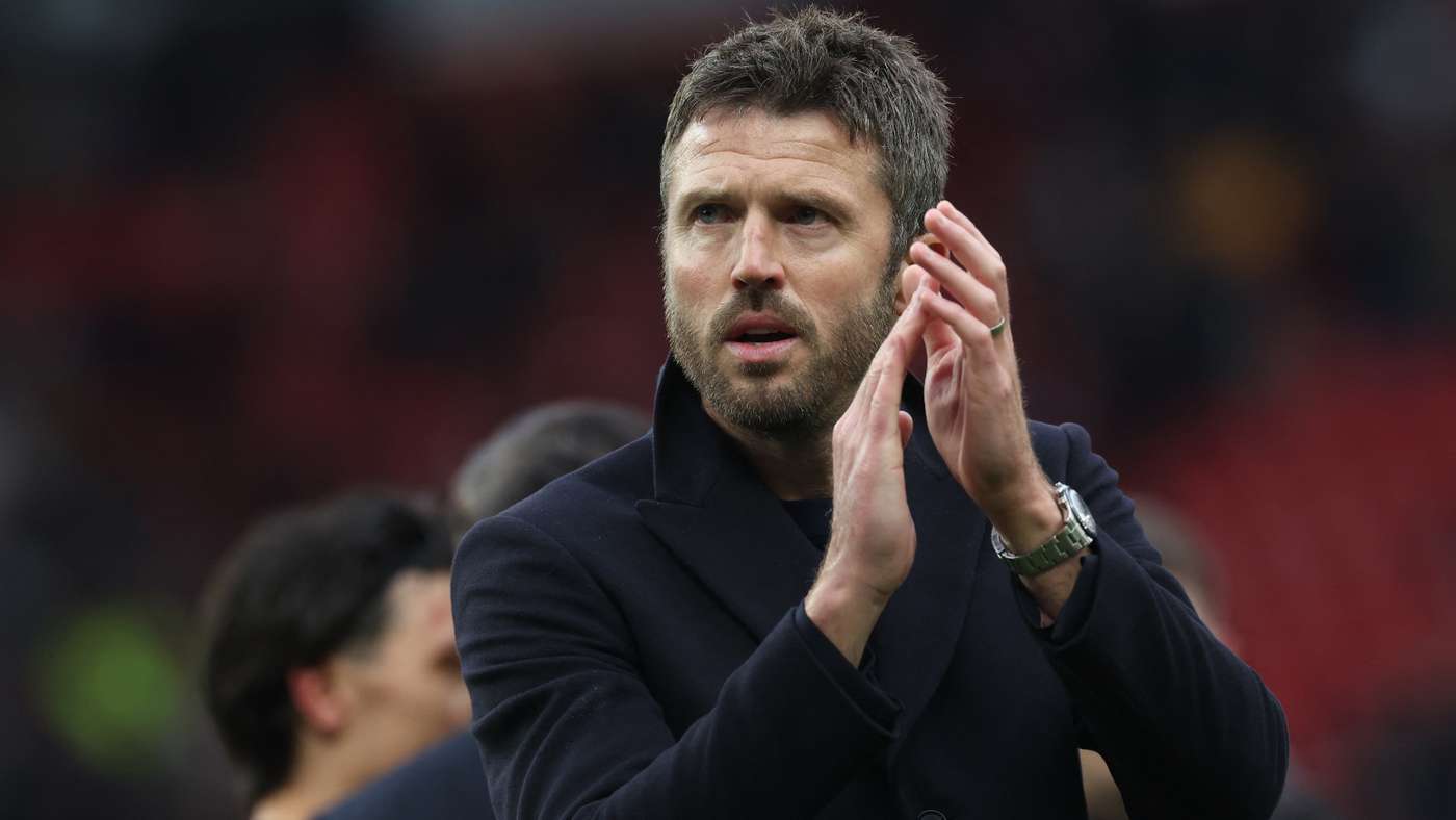 Carrick United Emirates 3-2