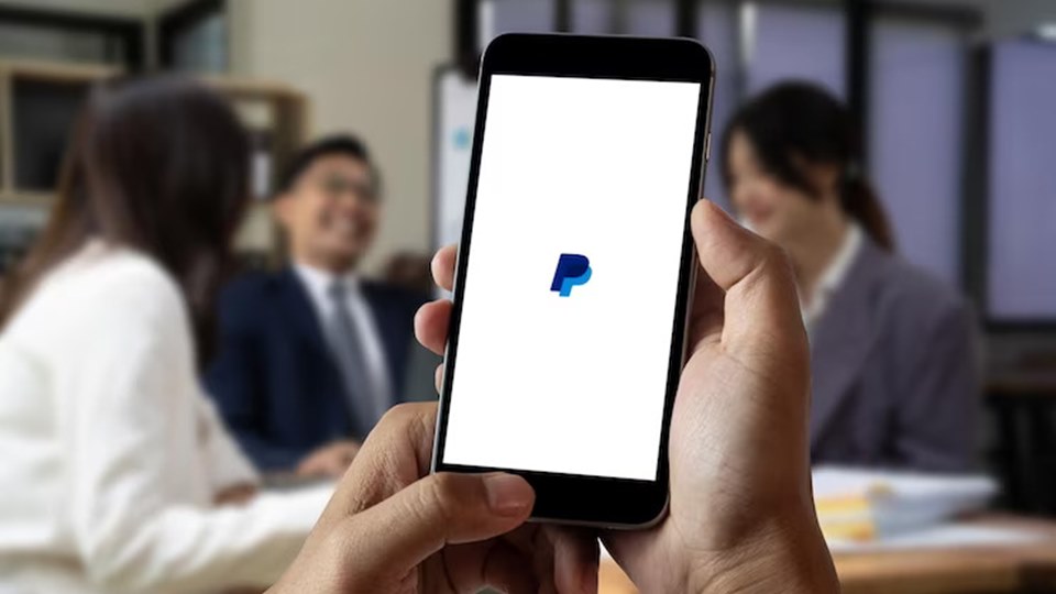 paypal luncurkan stablecoin pyusd