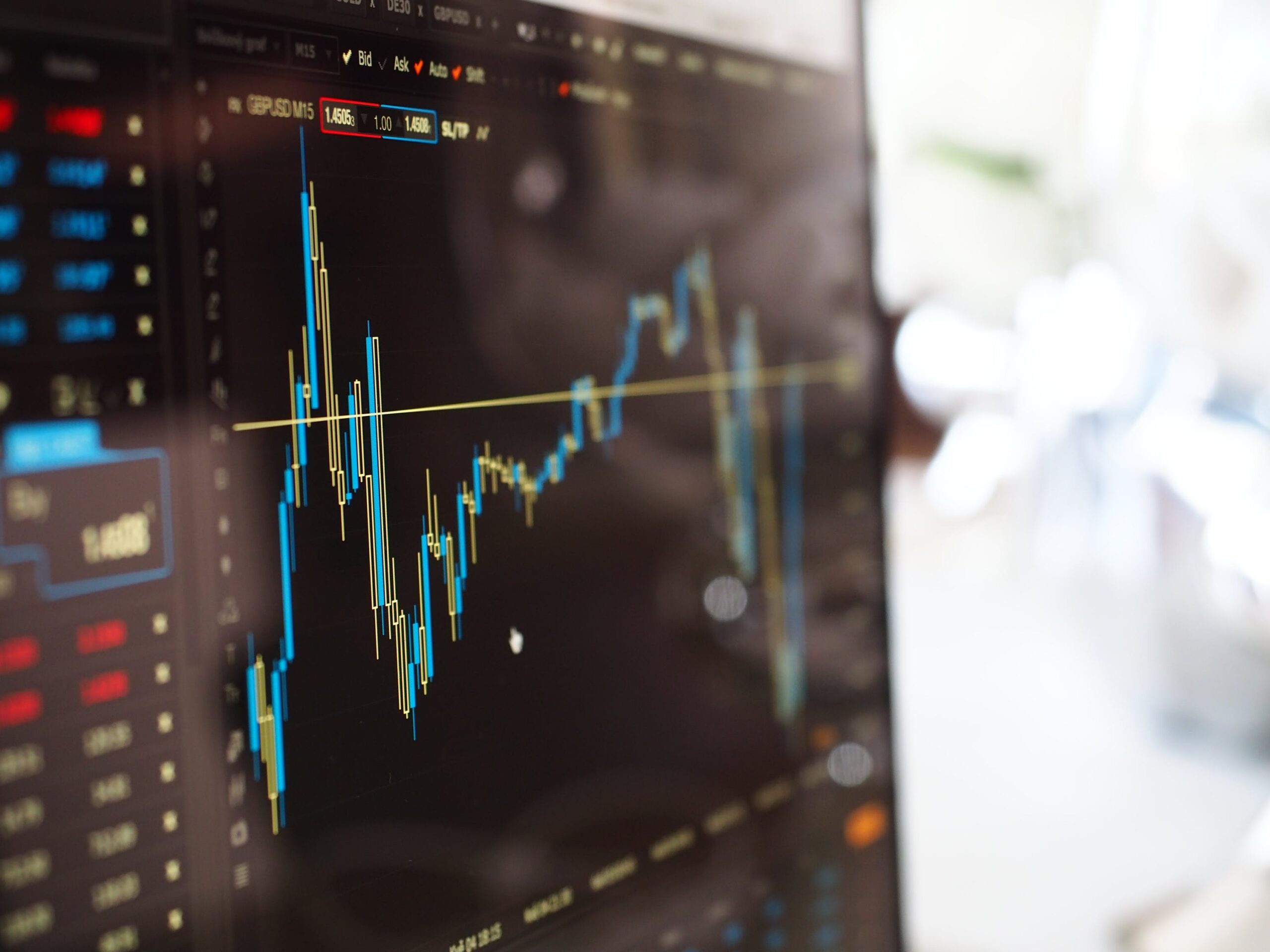 Perbedaan Investasi Saham & Trading Saham