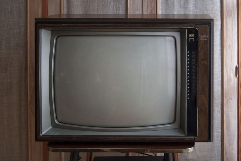 Sejarah TV Tabung Sharp Pertama Kali Muncul