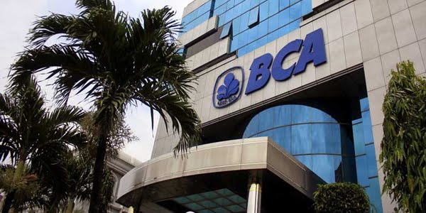 bca buka hari sabtu