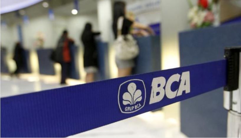 membeli saham bca