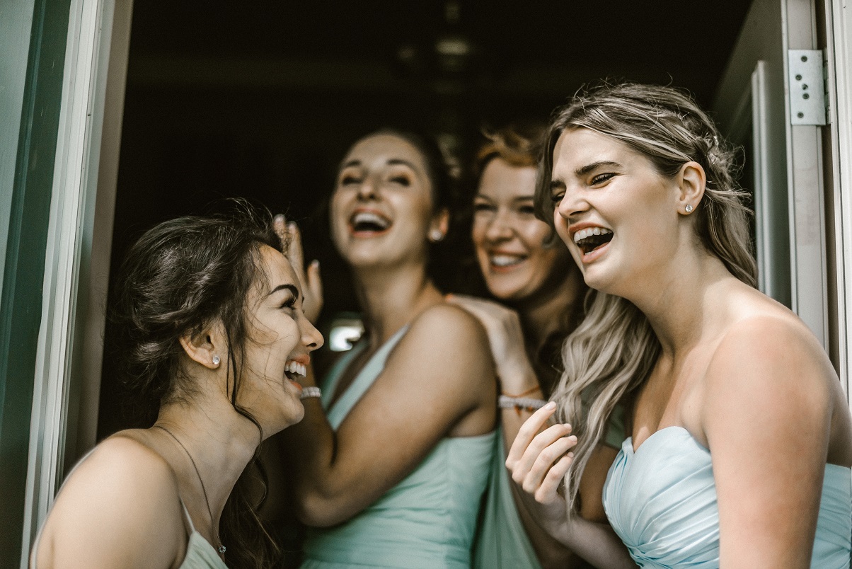 Masih bingung apa itu bridal shower? Berikut asal-usul serta serba-serbinya dari acara pesta melepas masa lajang bagi perempuan yang sedang hype saat ini.