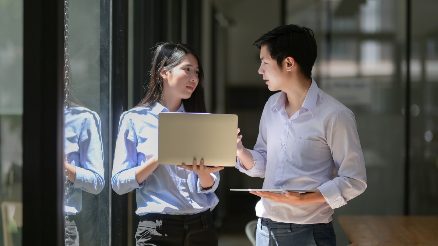 Seberapa penting seorang pebisnis melakukan kerjasama bisnis? Ya, kunci keberhasilan dalam bisnis adalah salah satunya melakukan kerjasama bisnis.