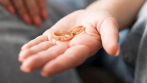 Emas 875 Berapa Karat?