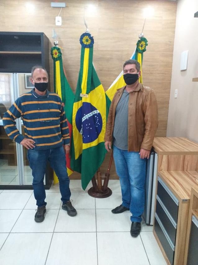 Presidente convoca vereador Clairton Aurelio Alves