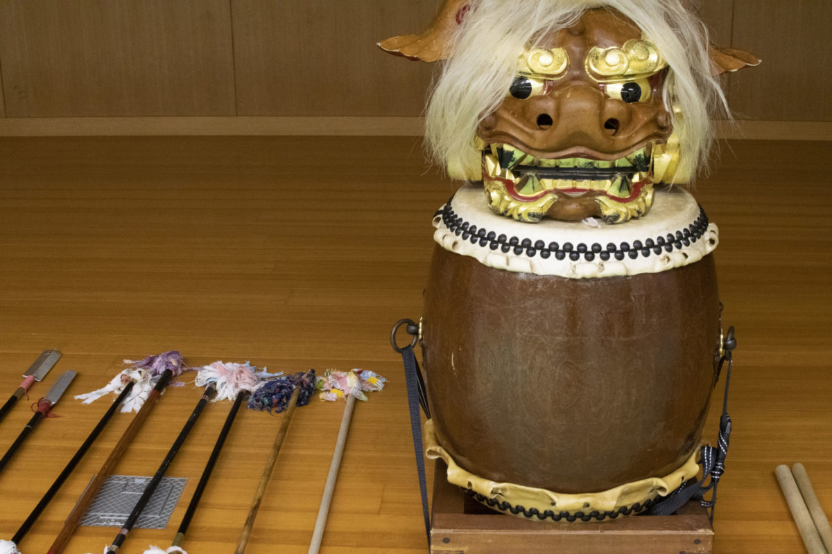 石川県加賀市 獅子舞の小道具を一挙紹介 多様さにビックリ オマツリジャパン 毎日 祭日