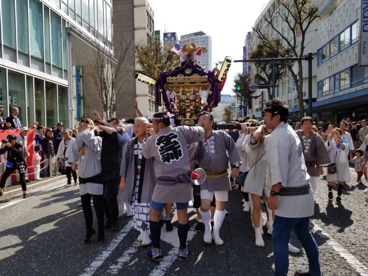 よこすかみこしパレードは日米合同 見どころをご紹介します オマツリジャパン 毎日 祭日