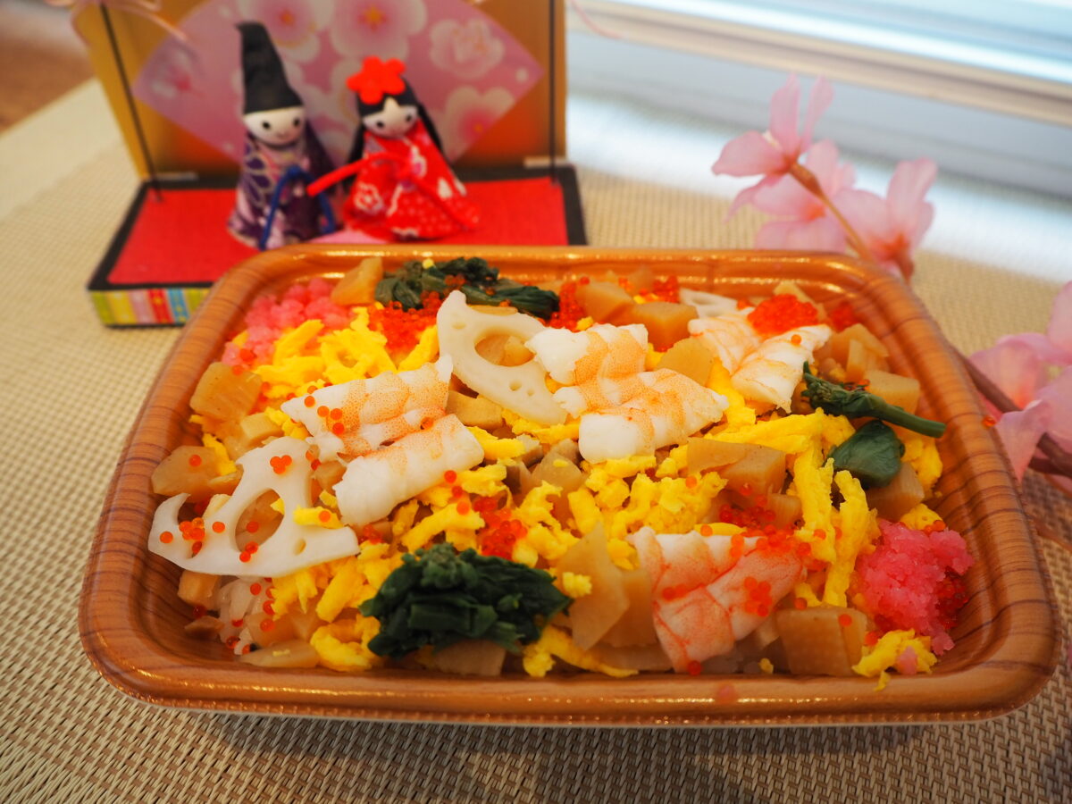 ファミマの 海老と菜の花ちらし寿司 でひなまつりを祝おう 食レポ 21年 オマツリジャパン 毎日 祭日