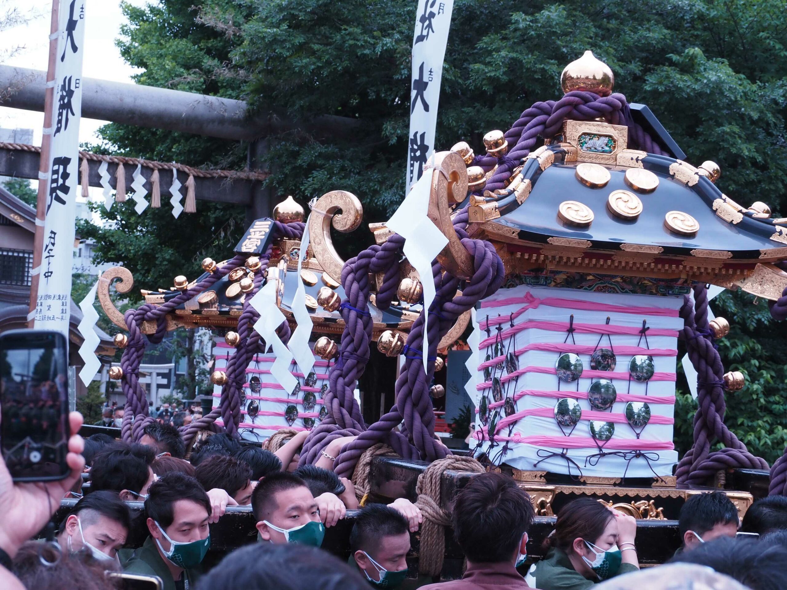 三社祭 三社祭 浅草、東京。Sanja Matsuri | One of the biggest ...