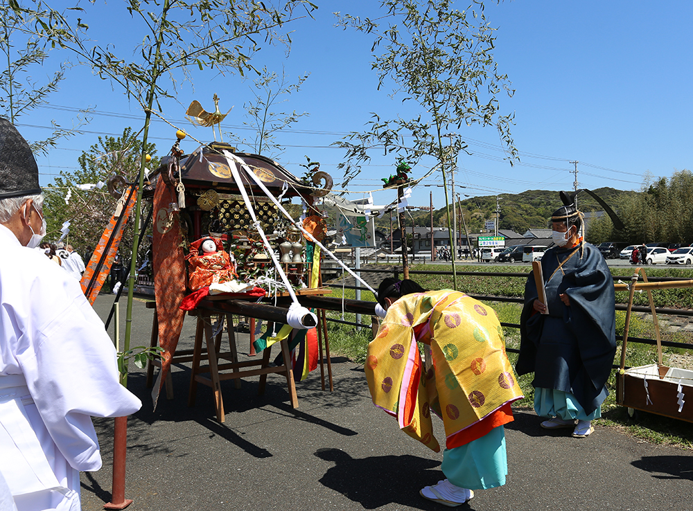 祭り山車とは？いつ生まれ、なぜ練り歩き、どうして巨大化したのか