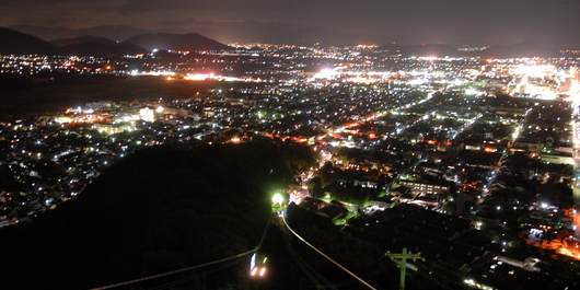 八幡山（ロープウェー）からの”八幡ドル”の夜景