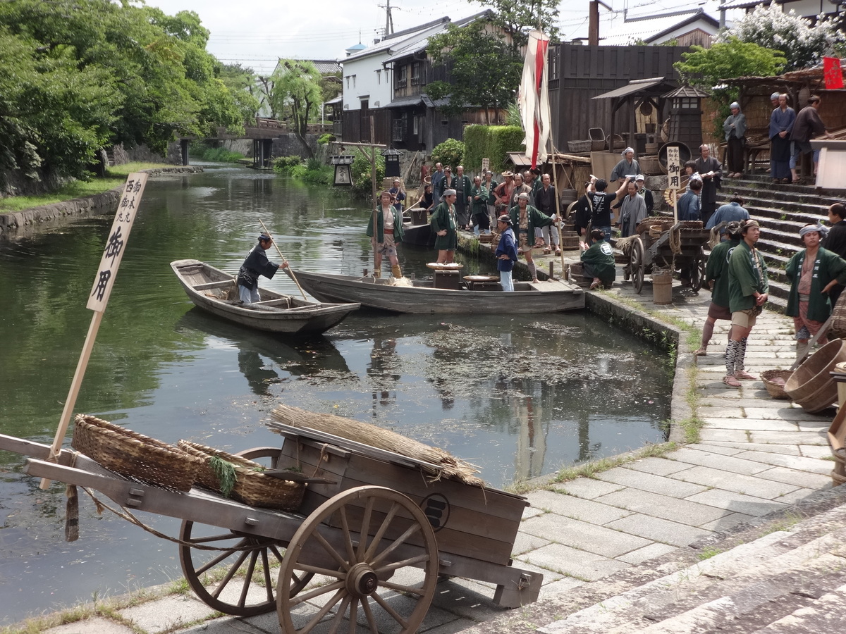 八幡堀まつり 町並みと灯りの写真 オマツリジャパン 毎日 祭日