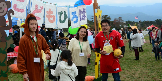 こどもひろばは、こどもがめいっぱい遊べる特別なエリアです。