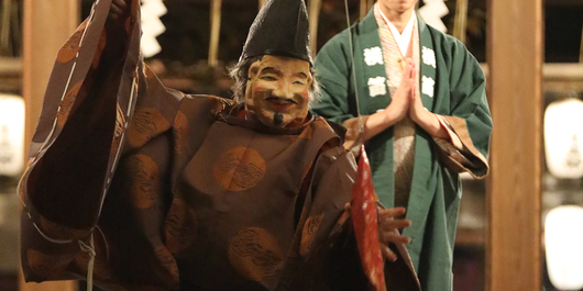 白峯神宮 献灯講祭 観月会 開催日時 場所 祭り行く方法や見どころを紹介 オマツリジャパン 毎日 祭日