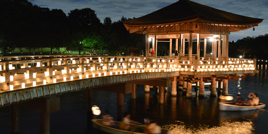 奈良公園　浮見堂