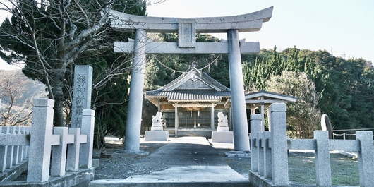 韓神新羅神社（からかみしらぎじんじゃ）