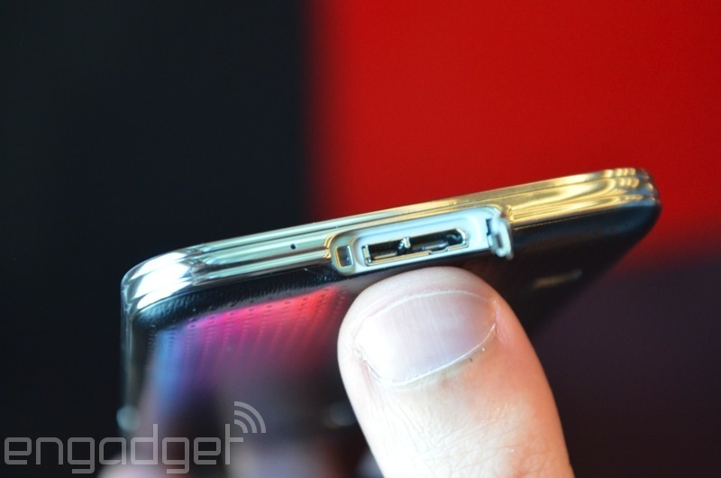 Galaxy S5 chính thức ra mắt: Màn hình 5,1 inch, máy quét vân tay, cảm biến đo nhịp tim