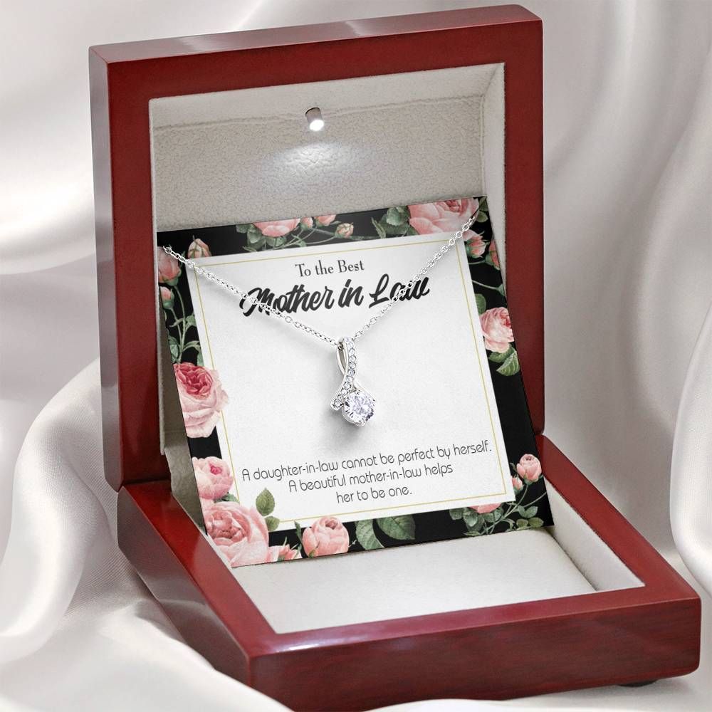 A Beautiful Mother In Law Helps Her To Be One Gift For Mother In Law Alluring Beauty Necklace