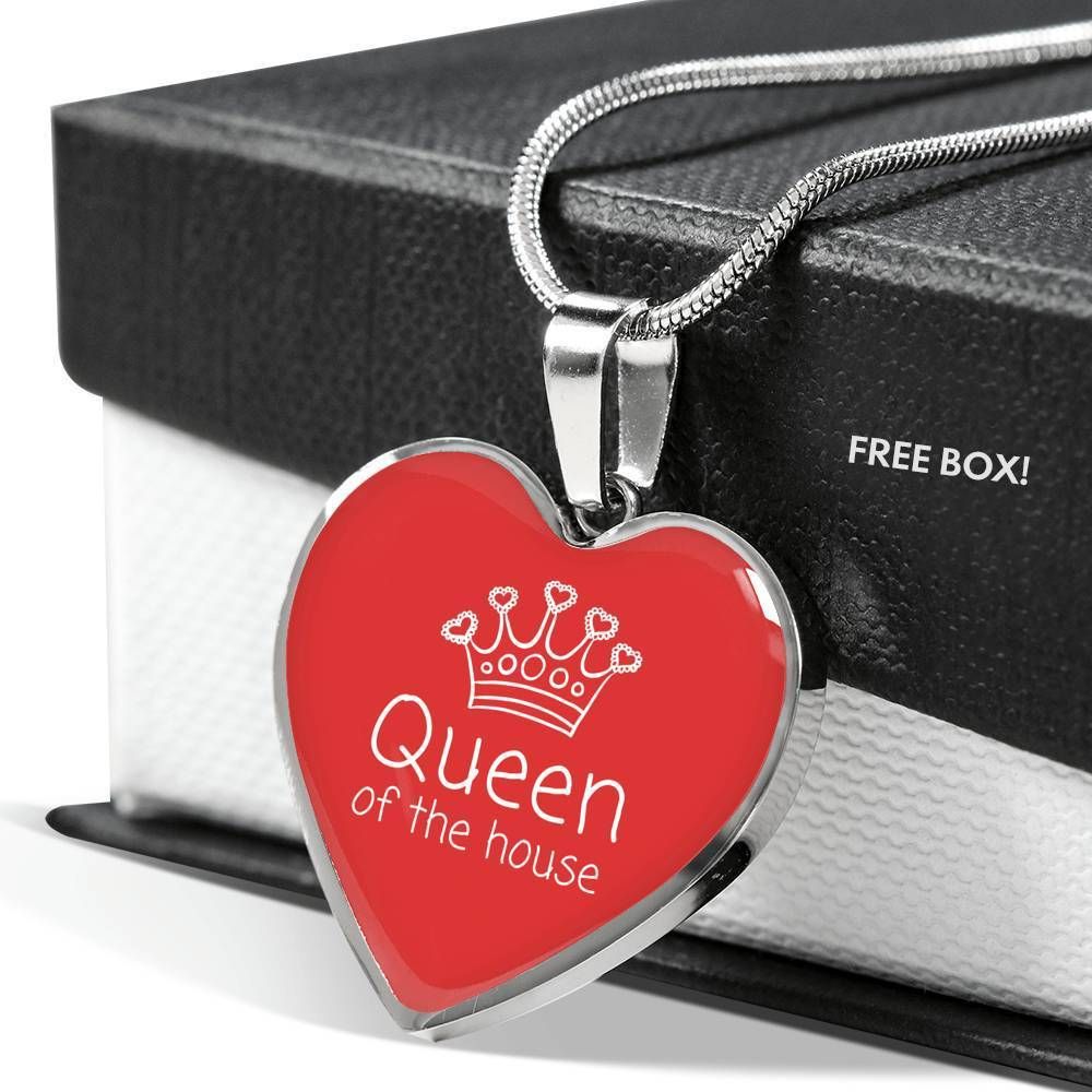 Queen Of The House Red Heart Pendant Necklace For Mom On Mother's Day